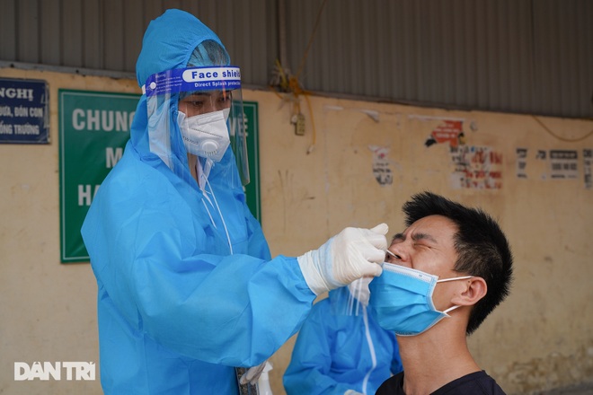 Hà Nội: Rào cứng 2 ngõ, xét nghiệm hàng trăm người dân liên quan 3 ca F0 - 2