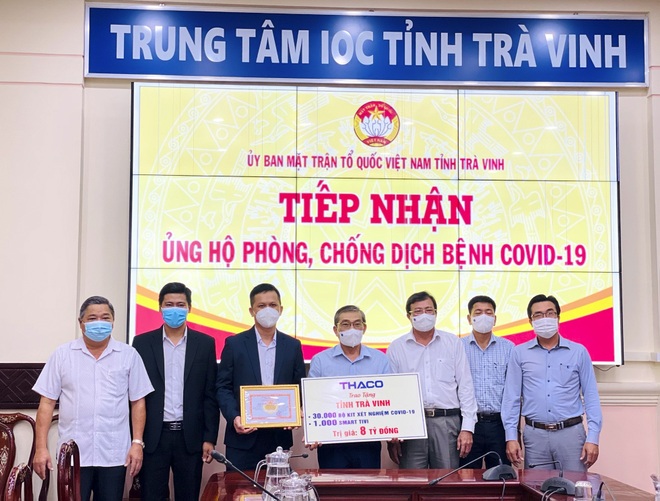 THACO trao tặng ngành giáo dục Trà Vinh 1000 smart tivi cho dạy và học trực tuyến - 2 THACO trao tặng ngành giáo dục Trà Vinh 1000 smart tivi cho dạy và học trực tuyến - 2