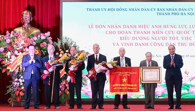 Đoàn Thanh niên cứu quốc thành Hoàng Diệu nhận danh hiệu Anh hùng LLVTND - 1