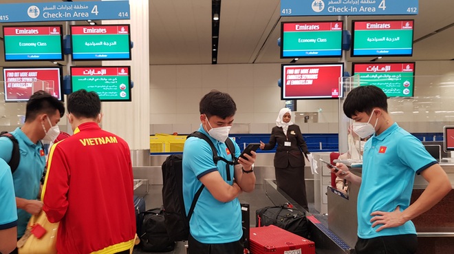 Đội tuyển Việt Nam tới Oman, Tuấn Anh báo tin không vui đến HLV Park - 2