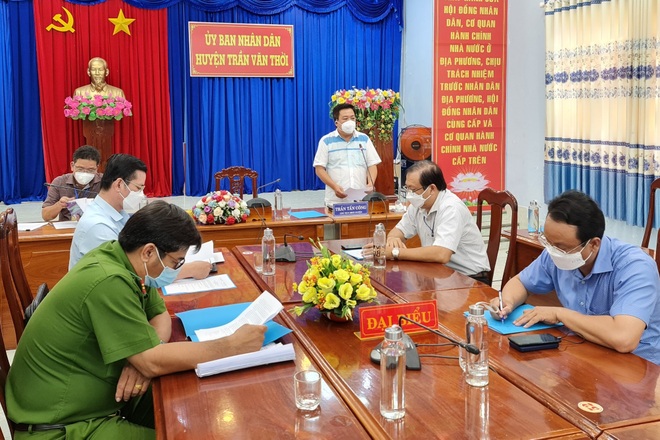 Chủ tịch huyện Trần Văn Thời: Tiêu hủy đàn chó, người dân đồng tình - 1
