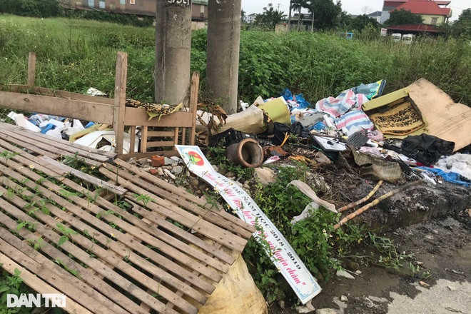 Hơn một thập kỷ chưa làm xong gần 500 m đường - 5 Hơn một thập kỷ chưa làm xong gần 500 m đường - 5