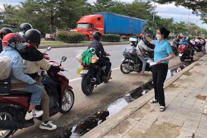 Quãng đường 1.600 km trên chiếc xe máy đặc biệt của gia đình quê Thái Bình - 4 Quãng đường 1.600 km trên chiếc xe máy đặc biệt của gia đình quê Thái Bình - 4