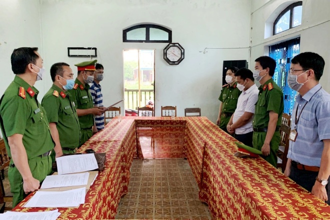 Bắt giam một cán bộ Trung tâm phát triển quỹ đất huyện Phúc Lộc  - 2