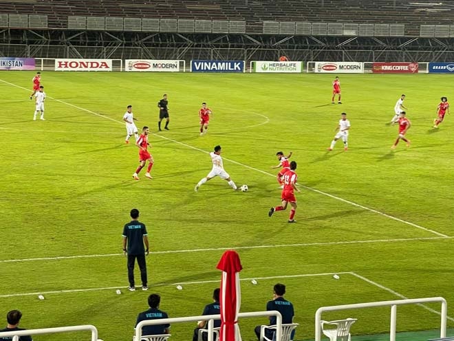 U22 Việt Nam hòa Tajikistan trước thềm vòng loại châu Á - 2 U22 Việt Nam hòa Tajikistan trước thềm vòng loại châu Á - 2