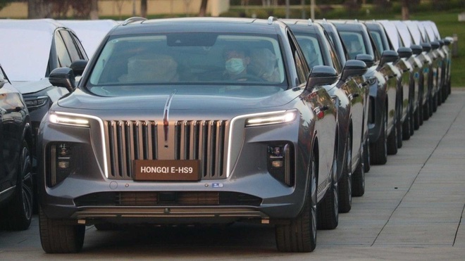 Rolls-Royce Trung Quốc bắt đầu chinh phục thị trường xe điện châu Âu - 13