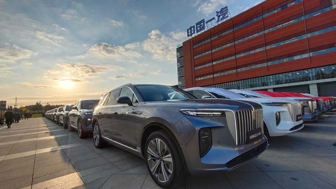 Rolls-Royce Trung Quốc bắt đầu chinh phục thị trường xe điện châu Âu - 3