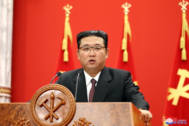 Chỉ trích Mỹ - Hàn, ông Kim Jong-un tuyên bố: Triều Tiên cần phải mạnh mẽ - 1 Chỉ trích Mỹ - Hàn, ông Kim Jong-un tuyên bố: Triều Tiên cần phải mạnh mẽ - 1