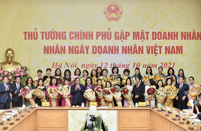 Thủ tướng gặp gỡ, lắng nghe tâm tư của doanh nhân, doanh nghiệp - 8 Thủ tướng gặp gỡ, lắng nghe tâm tư của doanh nhân, doanh nghiệp - 8