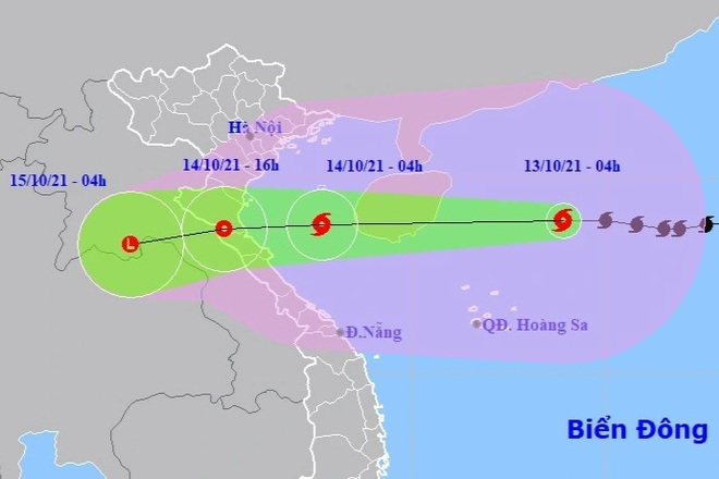 Bão số 8 di chuyển nhanh, hướng thẳng vào miền Trung - 1