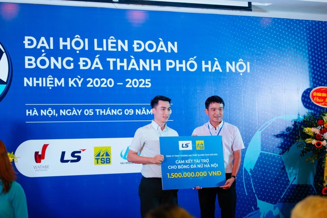 Thái Sơn Bắc tiếp tục đồng hành cùng bóng đá nữ Hà Nội - 1 Thái Sơn Bắc tiếp tục đồng hành cùng bóng đá nữ Hà Nội - 1