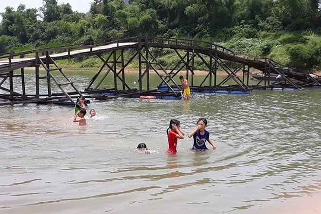 Những vụ đuối nước thương tâm ở trẻ em và hiểm họa từ ao nhà - 4 Những vụ đuối nước thương tâm ở trẻ em và hiểm họa từ ao nhà - 4