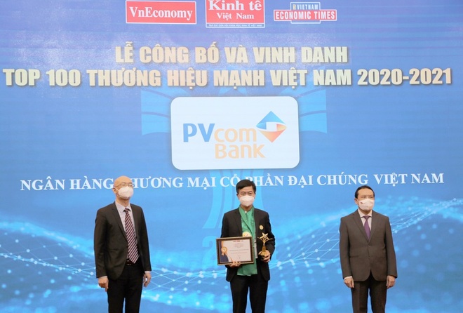PVcomBank được vinh danh Top 100 thương hiệu mạnh Việt Nam năm 2020-2021 - 1 PVcomBank được vinh danh Top 100 thương hiệu mạnh Việt Nam năm 2020-2021 - 1
