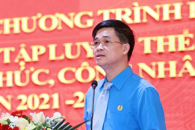 Hơn 80% công nhân đồng ý làm thêm vượt trần 40 giờ/tháng - 2 Hơn 80% công nhân đồng ý làm thêm vượt trần 40 giờ/tháng - 2