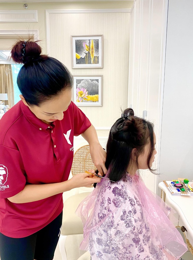 Sau hơn 100 ngày kẹt ngoài đảo, gia đình Thúy Hạnh mừng rỡ được về nhà - 4 Sau hơn 100 ngày kẹt ngoài đảo, gia đình Thúy Hạnh mừng rỡ được về nhà - 4