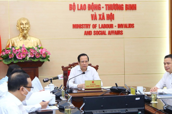 Quảng Ngãi không hỗ trợ tiền lao động tự do, Bộ trưởng LĐTBXH chỉ đạo nóng - 1 Quảng Ngãi không hỗ trợ tiền lao động tự do, Bộ trưởng LĐTBXH chỉ đạo nóng - 1