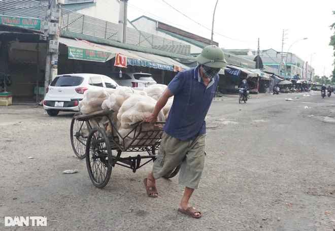 Nhiều băn khoăn trong thực hiện hỗ trợ nhóm lao động tự do - 1 Nhiều băn khoăn trong thực hiện hỗ trợ nhóm lao động tự do - 1