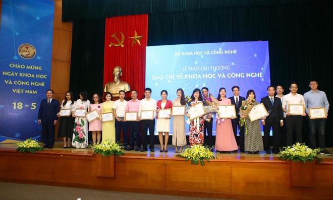 Công bố giải thưởng báo chí về Khoa học và Công nghệ năm 2020 - 1 Công bố giải thưởng báo chí về Khoa học và Công nghệ năm 2020 - 1