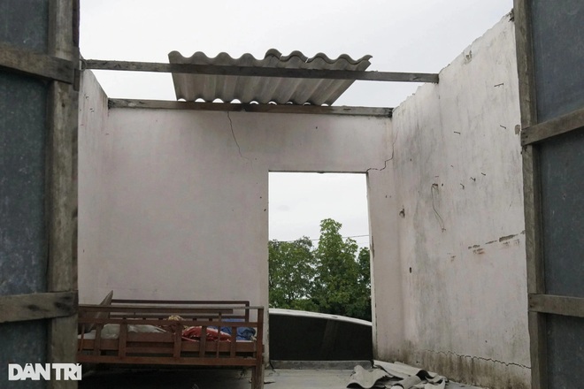 Hơn 200 hộ dân nằm trong vùng nguy hiểm khi lũ lớn, triều cường uy hiếp - 2 Hơn 200 hộ dân nằm trong vùng nguy hiểm khi lũ lớn, triều cường uy hiếp - 2
