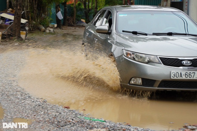 La liệt ổ gà, ổ trâu trên con đường đau khổ ở Hà Nội - 3