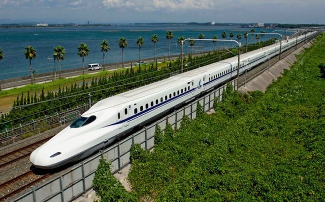 Xin nhập hàng chục toa tàu 40 tuổi: Hiện đại hóa hay cổ vật hóa?! - 2 Xin nhập hàng chục toa tàu 40 tuổi: Hiện đại hóa hay cổ vật hóa?! - 2