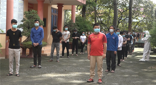 Cấp gạo ăn miễn phí 3 tháng cho người về từ vùng dịch - 2 Cấp gạo ăn miễn phí 3 tháng cho người về từ vùng dịch - 2