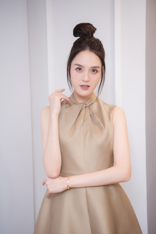 Dàn Hoa hậu, Á hậu Việt Nam đọ sắc quyến rũ sau nhiều tháng giãn cách - 4 Dàn Hoa hậu, Á hậu Việt Nam đọ sắc quyến rũ sau nhiều tháng giãn cách - 4
