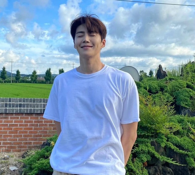 Kim Seon Ho: Tài tử dính nghi án ép bạn gái bỏ thai để giữ sự nghiệp là ai? - 3 Kim Seon Ho: Tài tử dính nghi án ép bạn gái bỏ thai để giữ sự nghiệp là ai? - 3
