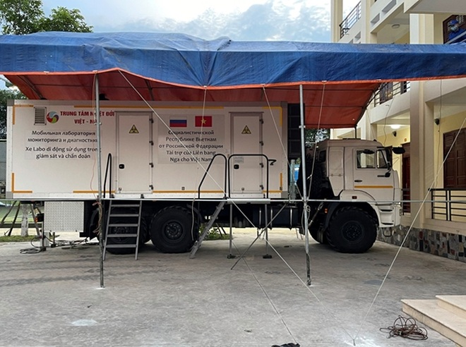 48,4 tỷ đồng mua xe xét nghiệm lưu động chuyển sang vỏ đựng oxy y tế - 1 48,4 tỷ đồng mua xe xét nghiệm lưu động chuyển sang vỏ đựng oxy y tế - 1