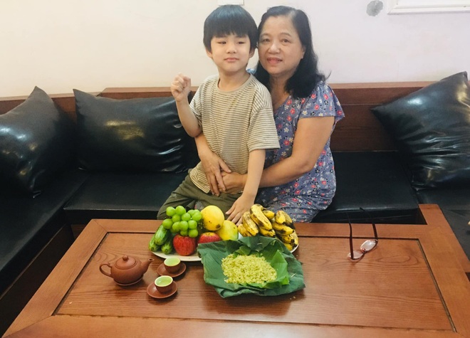 Khu vườn giao mùa toàn trái khủng của bà giáo về hưu ở Hà Nội - 1 Khu vườn giao mùa toàn trái khủng của bà giáo về hưu ở Hà Nội - 1