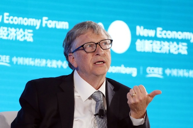 Bill Gates từng bị cảnh báo vì email không phù hợp với nhân viên nữ - 1
