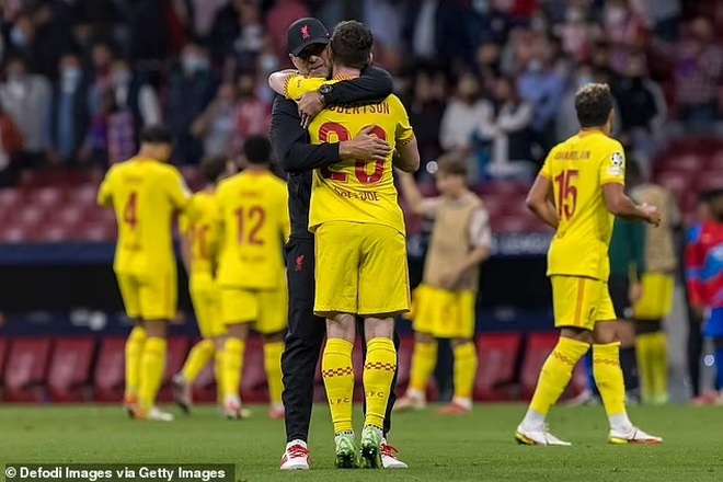 HLV Simeone để lại hình ảnh xấu xí khi Atletico thua đau trên sân nhà - 4 HLV Simeone để lại hình ảnh xấu xí khi Atletico thua đau trên sân nhà - 4