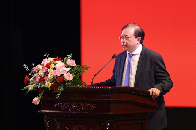 Thu Quỳnh Hương vị tình thân bật khóc mong kịch nói về thời hoàng kim - 1 Thu Quỳnh Hương vị tình thân bật khóc mong kịch nói về thời hoàng kim - 1
