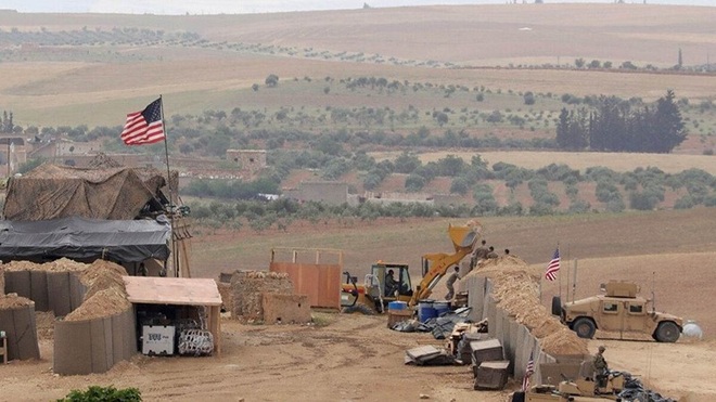 Căn cứ của Mỹ ở Syria bị dội tên lửa - 1 Căn cứ của Mỹ ở Syria bị dội tên lửa - 1