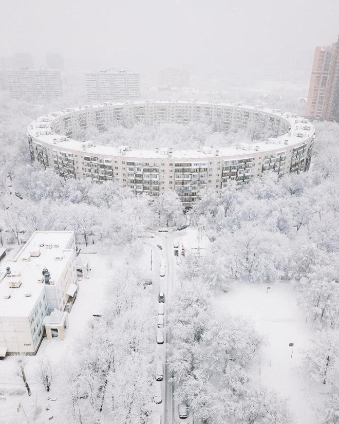 Bí mật về tòa nhà hình tròn độc, lạ ở Moscow - 2 Bí mật về tòa nhà hình tròn độc, lạ ở Moscow - 2