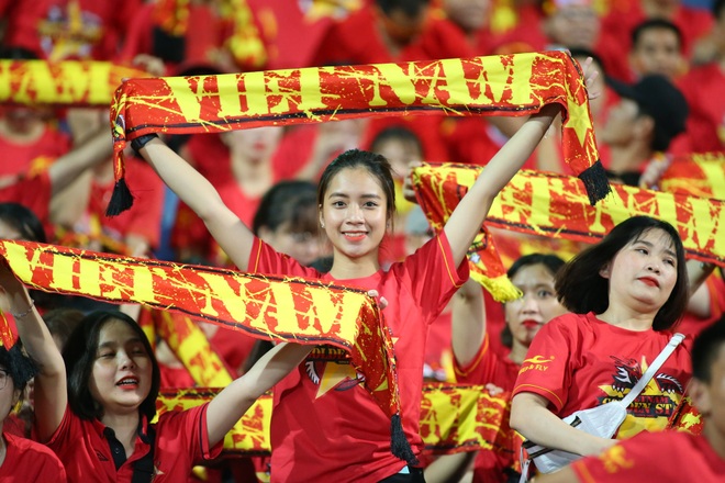 Sân Mỹ Đình đón 12.000 cổ động viên ở trận đấu của đội tuyển Việt Nam - 1 Sân Mỹ Đình đón 12.000 cổ động viên ở trận đấu của đội tuyển Việt Nam - 1