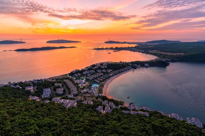 World Luxury Hotel Awards 2021 vinh danh 5 khách sạn, khu nghỉ dưỡng của Sun Group - 3 World Luxury Hotel Awards 2021 vinh danh 5 khách sạn, khu nghỉ dưỡng của Sun Group - 3