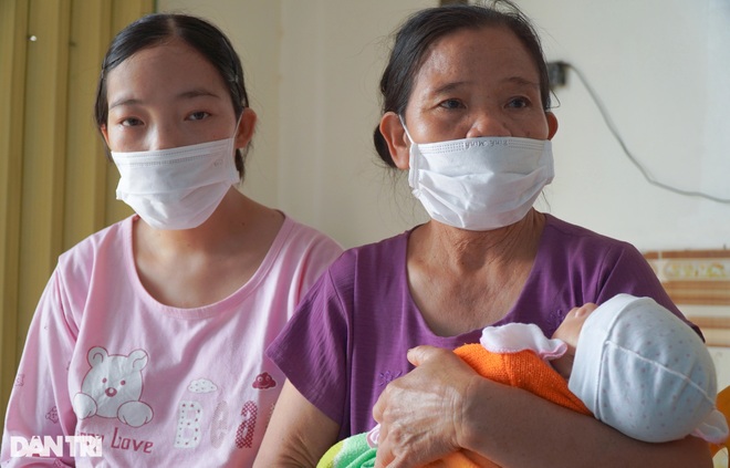 Bé gái hơn một tháng tuổi mắc bệnh tim bẩm sinh cầu xin được cứu sống! - 5 Bé gái hơn một tháng tuổi mắc bệnh tim bẩm sinh cầu xin được cứu sống! - 5