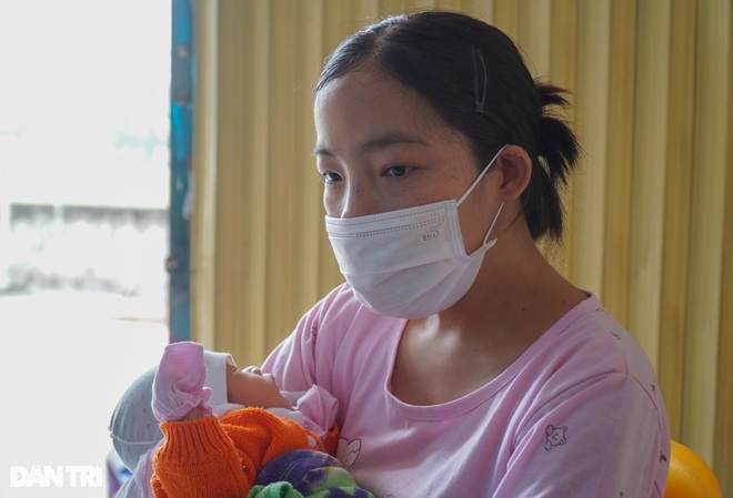 Bé gái hơn một tháng tuổi mắc bệnh tim bẩm sinh cầu xin được cứu sống! - 2 Bé gái hơn một tháng tuổi mắc bệnh tim bẩm sinh cầu xin được cứu sống! - 2