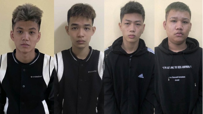 4 thanh niên truy sát khiến người đàn ông tử vong trước trụ sở công an - 1