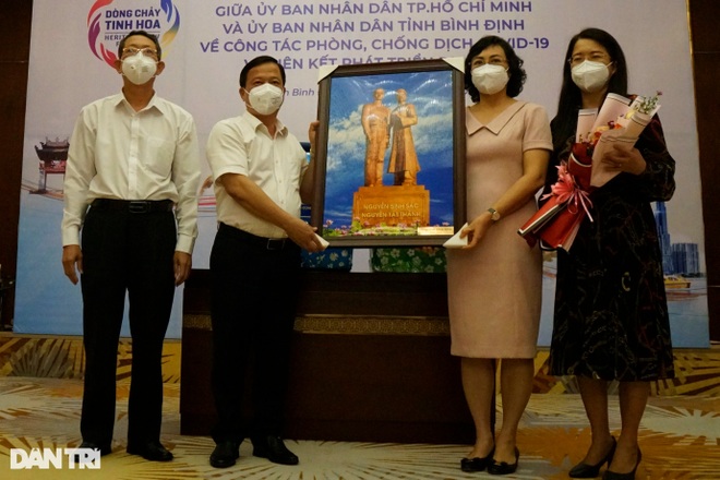 Mở cửa du lịch: Chúng ta phải chấp nhận sẽ xuất hiện những ca F0 - 5 Mở cửa du lịch: Chúng ta phải chấp nhận sẽ xuất hiện những ca F0 - 5