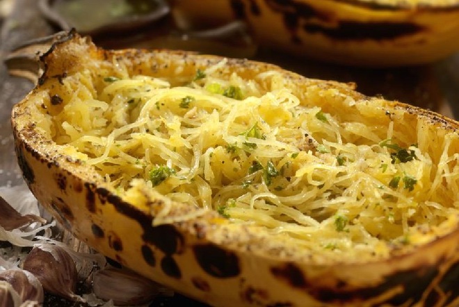 Độc đáo quá bí có ruột mì sợi, hàm lượng dinh dưỡng cao, giá bình dân - 5 Độc đáo quá bí có ruột mì sợi, hàm lượng dinh dưỡng cao, giá bình dân - 5