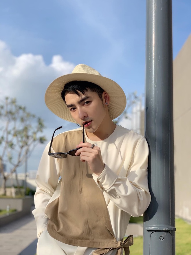 Con gái làm nail, bán hàng online nghi ngờ học vấn thấp: Bạn trẻ lên tiếng! - 7 Con gái làm nail, bán hàng online nghi ngờ học vấn thấp: Bạn trẻ lên tiếng! - 7