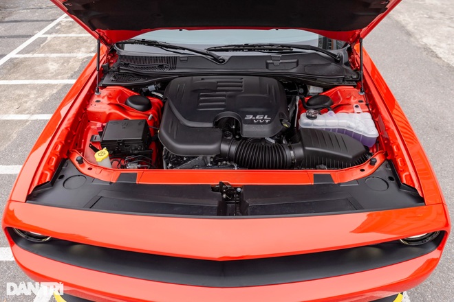 Dodge Challenger GT 2021 màu độc về Việt Nam, giá khoảng 3,8 tỷ đồng - 17 Dodge Challenger GT 2021 màu độc về Việt Nam, giá khoảng 3,8 tỷ đồng - 17
