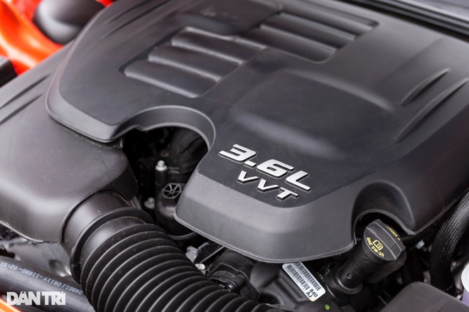 Dodge Challenger GT 2021 màu độc về Việt Nam, giá khoảng 3,8 tỷ đồng - 18 Dodge Challenger GT 2021 màu độc về Việt Nam, giá khoảng 3,8 tỷ đồng - 18