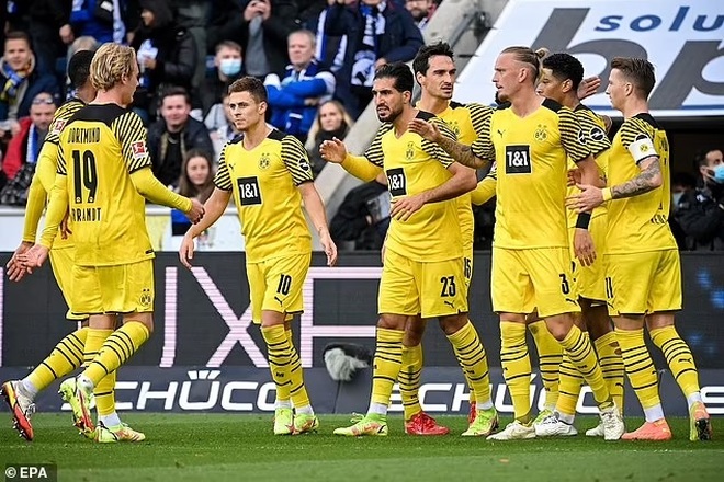 Lewandowski thăng hoa, tiến sát kỷ lục của huyền thoại Gerd Muller - 9 Lewandowski thăng hoa, tiến sát kỷ lục của huyền thoại Gerd Muller - 9