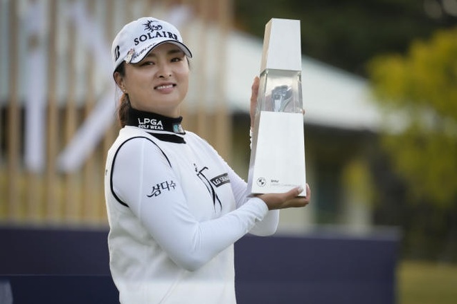 Ko Jin Young vô địch BMW Ladies Championship, giành ngôi số một thế giới - 1