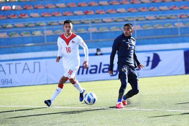Bị U23 Mông Cổ cầm hòa, U23 Thái Lan gây thất vọng - 1