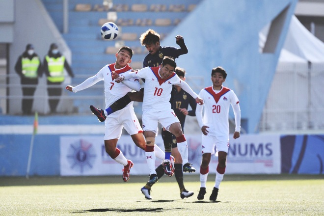 Bị U23 Mông Cổ cầm hòa, U23 Thái Lan gây thất vọng - 2