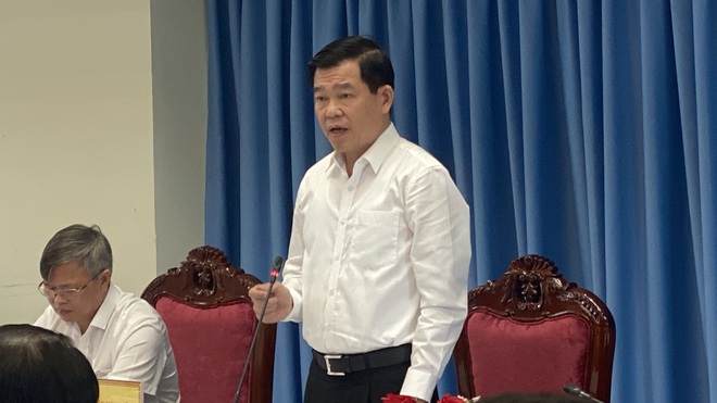 Lãnh đạo tỉnh nóng mặt với chuyện chống dịch, hỗ trợ người dân hậu Covid - 4 Lãnh đạo tỉnh nóng mặt với chuyện chống dịch, hỗ trợ người dân hậu Covid - 4